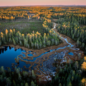 The Emerald Waters: National Parks, Canyons & Lakes